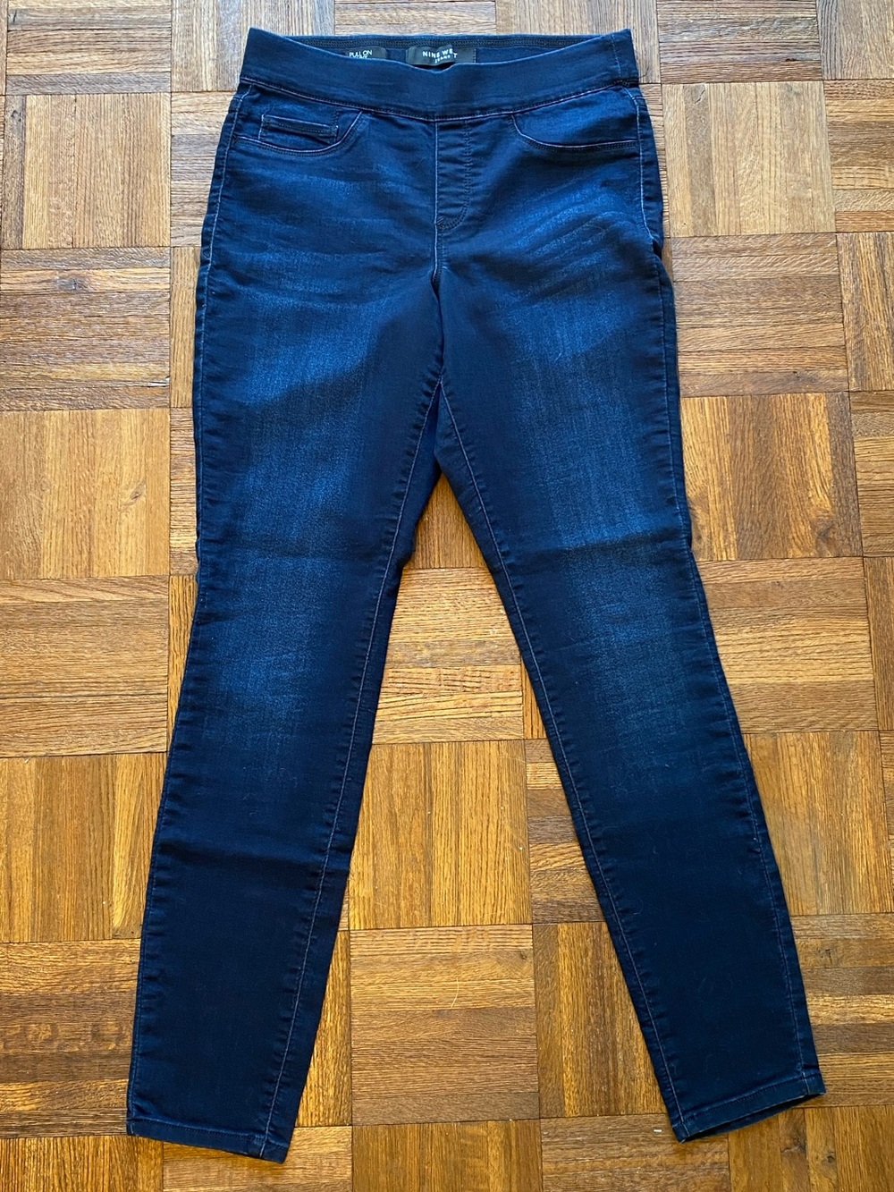 NWOT Nine West Dark Blue Jeggings (size 6)